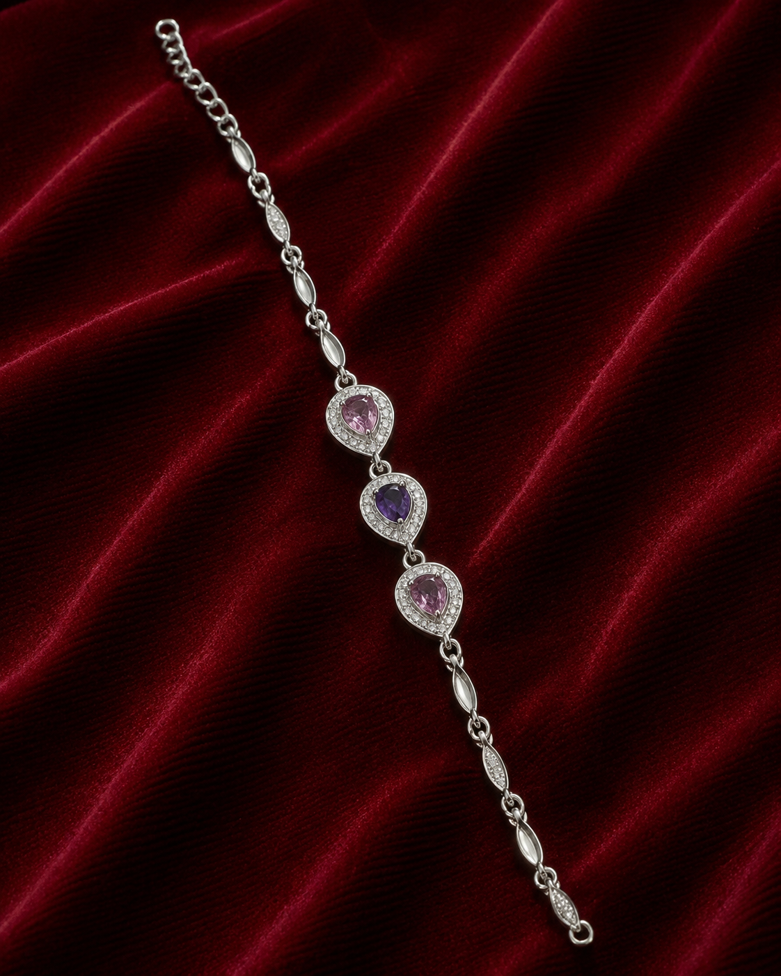 Ladies silver bracelet 
